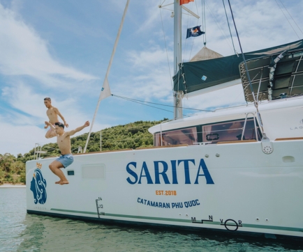 tour-du-lich-phu-quoc-du-thuyen-catamaran-sarita-5-sao-3n2d-du-thuyen-catamaran-PQ