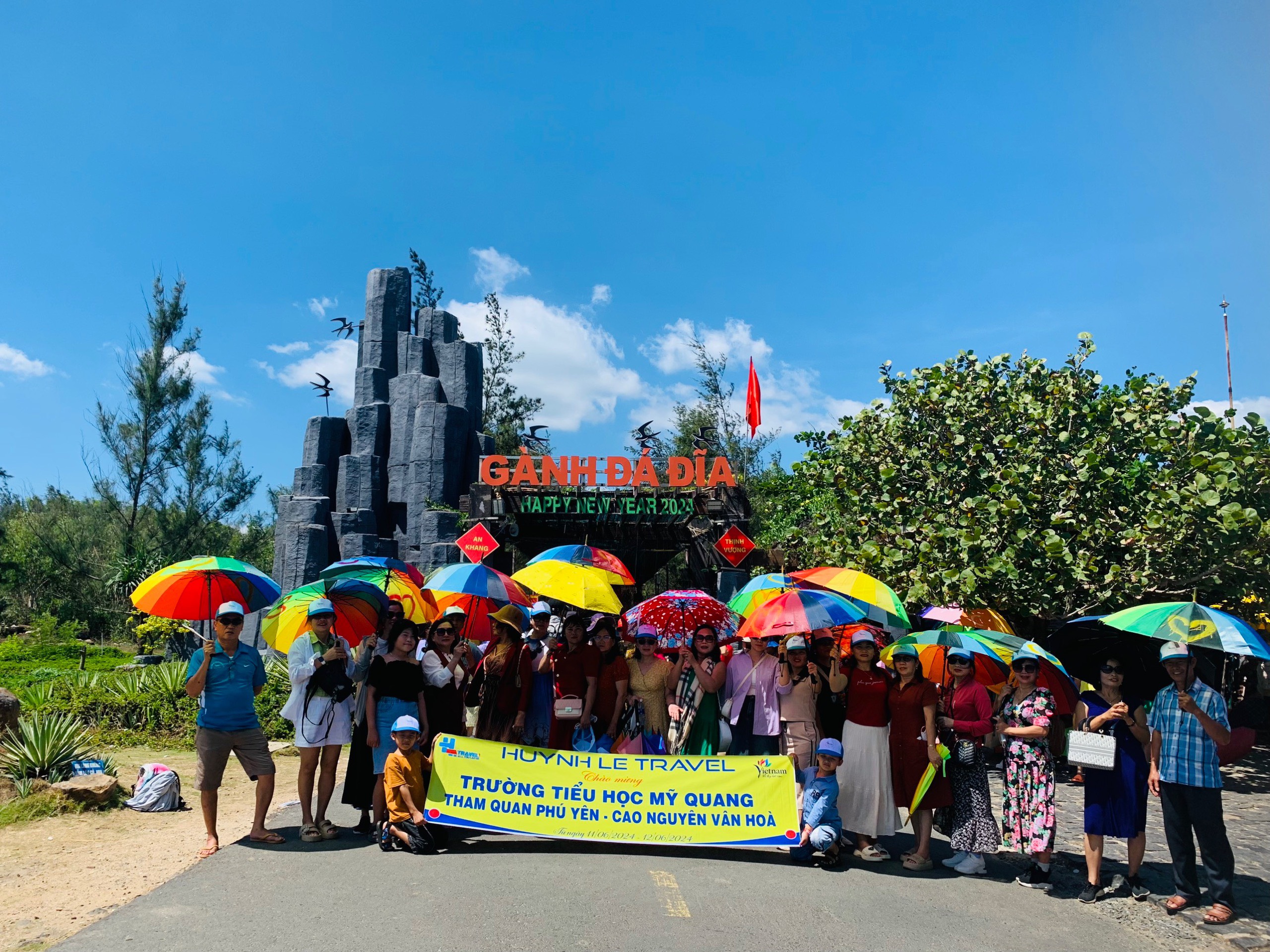 z5615355400105_24b389253cda6038359c7bd811b66d78