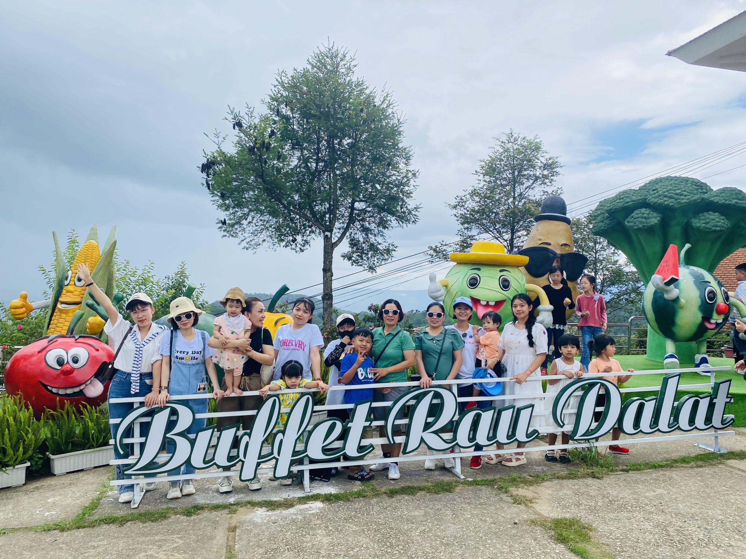 z5616666617763_7f7980932bf44d5db11c88ca2c82c94c